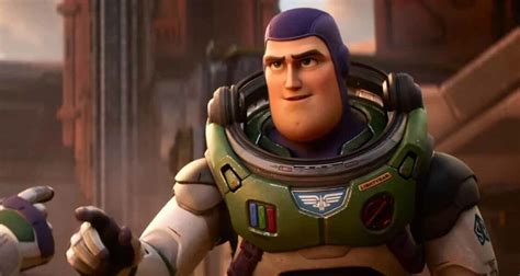 Lightyear ile Buzz Işık Yılı'nın Maceraları